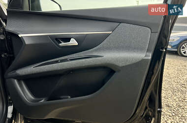 Позашляховик / Кросовер Peugeot 3008 2021 в 