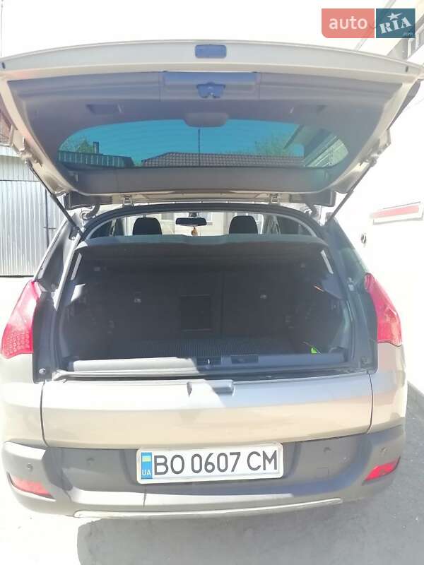 Позашляховик / Кросовер Peugeot 3008 2011 в Тернополі