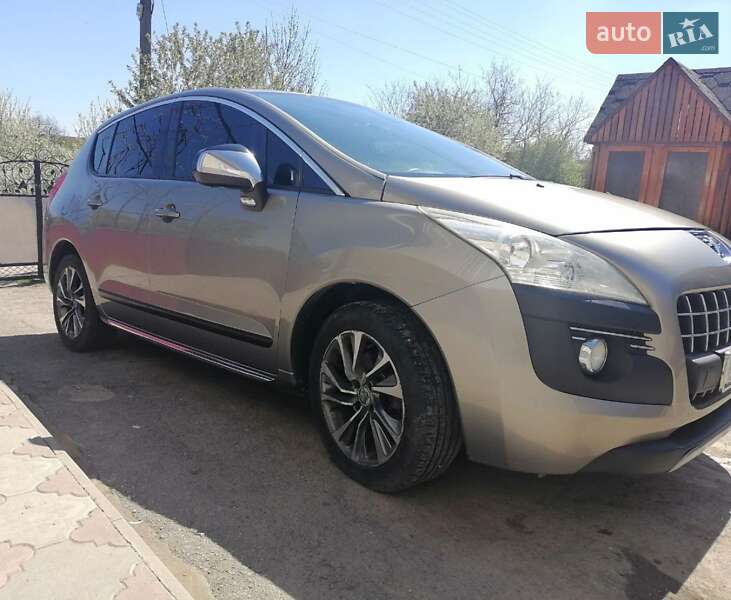 Позашляховик / Кросовер Peugeot 3008 2011 в Тернополі