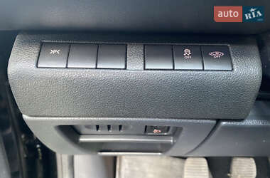 Позашляховик / Кросовер Peugeot 3008 2014 в 