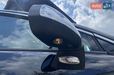 Позашляховик / Кросовер Peugeot 3008 2014 в 