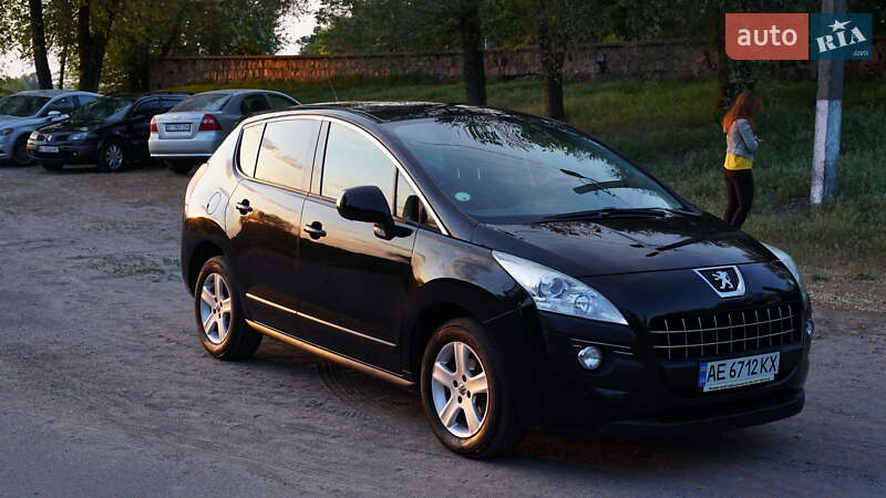 Внедорожник / Кроссовер Peugeot 3008 2013 в 