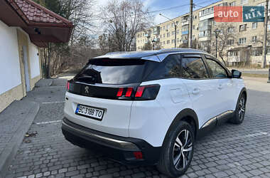 Позашляховик / Кросовер Peugeot 3008 2019 в 