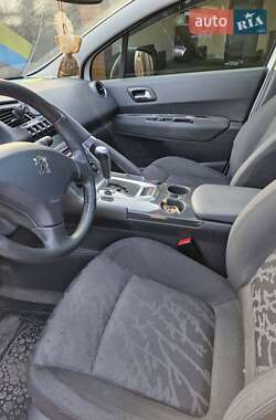 Внедорожник / Кроссовер Peugeot 3008 2012 в 