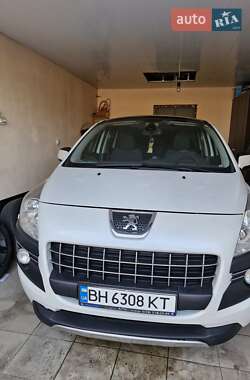 Внедорожник / Кроссовер Peugeot 3008 2012 в 