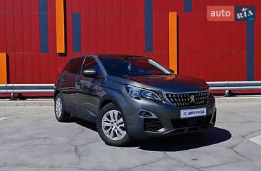Внедорожник / Кроссовер Peugeot 3008 2017 в Киеве