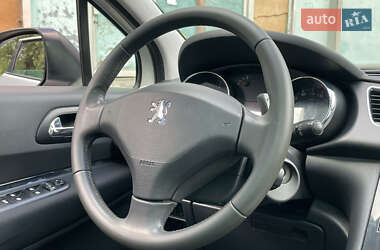 Внедорожник / Кроссовер Peugeot 3008 2011 в 