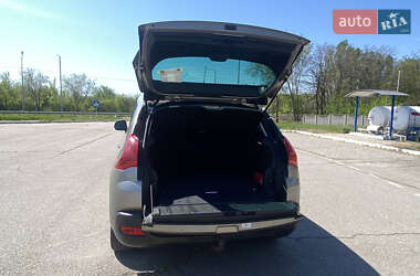 Позашляховик / Кросовер Peugeot 3008 2010 в 
