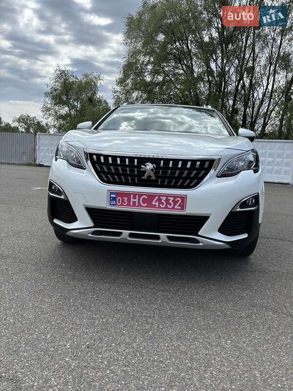 Позашляховик / Кросовер Peugeot 3008 2019 в 