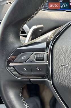 Позашляховик / Кросовер Peugeot 3008 2019 в 