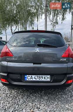 Позашляховик / Кросовер Peugeot 3008 2012 в 