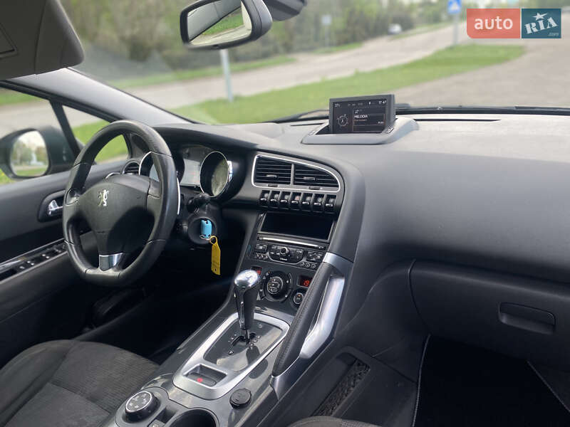 Внедорожник / Кроссовер Peugeot 3008 2013 в Львове