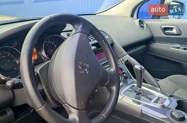 Позашляховик / Кросовер Peugeot 3008 2013 в 