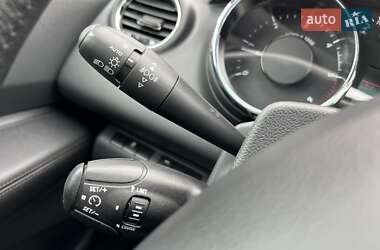 Внедорожник / Кроссовер Peugeot 3008 2015 в 