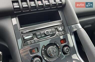 Внедорожник / Кроссовер Peugeot 3008 2015 в 