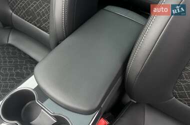 Внедорожник / Кроссовер Peugeot 3008 2015 в 
