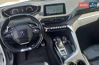 Внедорожник / Кроссовер Peugeot 3008 2019 в 