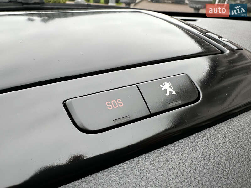 Позашляховик / Кросовер Peugeot 3008 2014 в Стрию