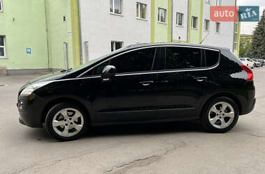 Позашляховик / Кросовер Peugeot 3008 2012 в 