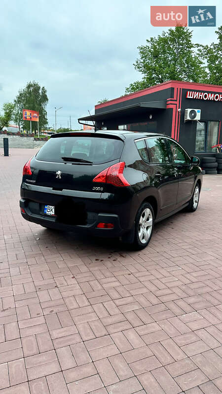 Позашляховик / Кросовер Peugeot 3008 2011 в Рівному