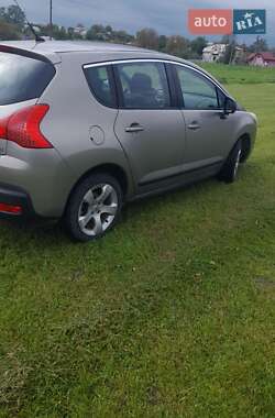 Позашляховик / Кросовер Peugeot 3008 2009 в 