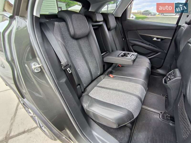 Внедорожник / Кроссовер Peugeot 3008 2020 в Киеве