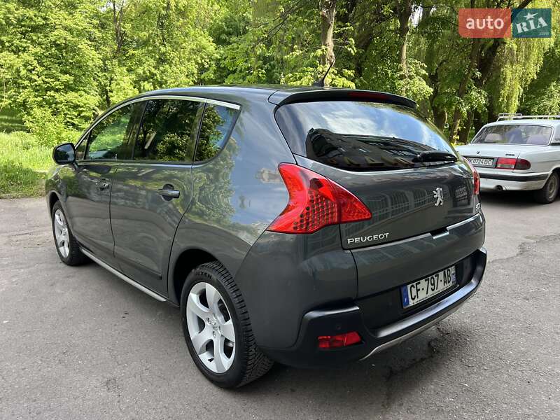 Внедорожник / Кроссовер Peugeot 3008 2012 в Ровно