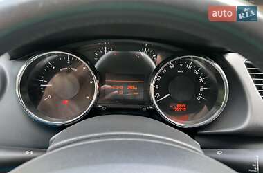 Внедорожник / Кроссовер Peugeot 3008 2012 в 