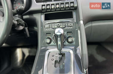 Позашляховик / Кросовер Peugeot 3008 2011 в 