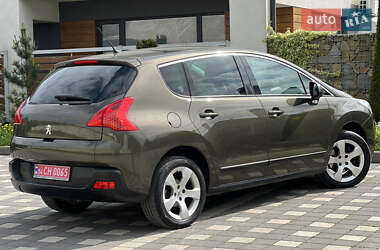 Позашляховик / Кросовер Peugeot 3008 2011 в 