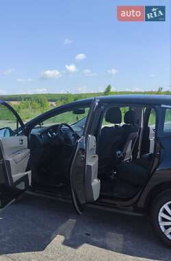 Позашляховик / Кросовер Peugeot 3008 2011 в 