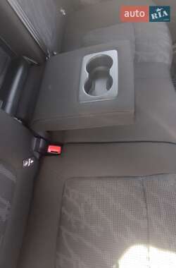 Позашляховик / Кросовер Peugeot 3008 2011 в 