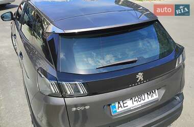 Внедорожник / Кроссовер Peugeot 3008 2021 в 