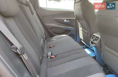 Внедорожник / Кроссовер Peugeot 3008 2021 в 