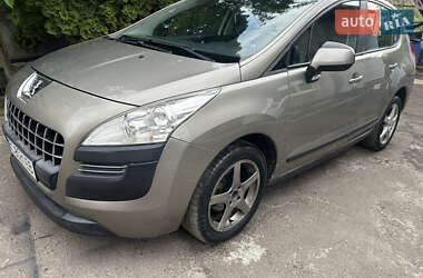 Позашляховик / Кросовер Peugeot 3008 2010 в Львові