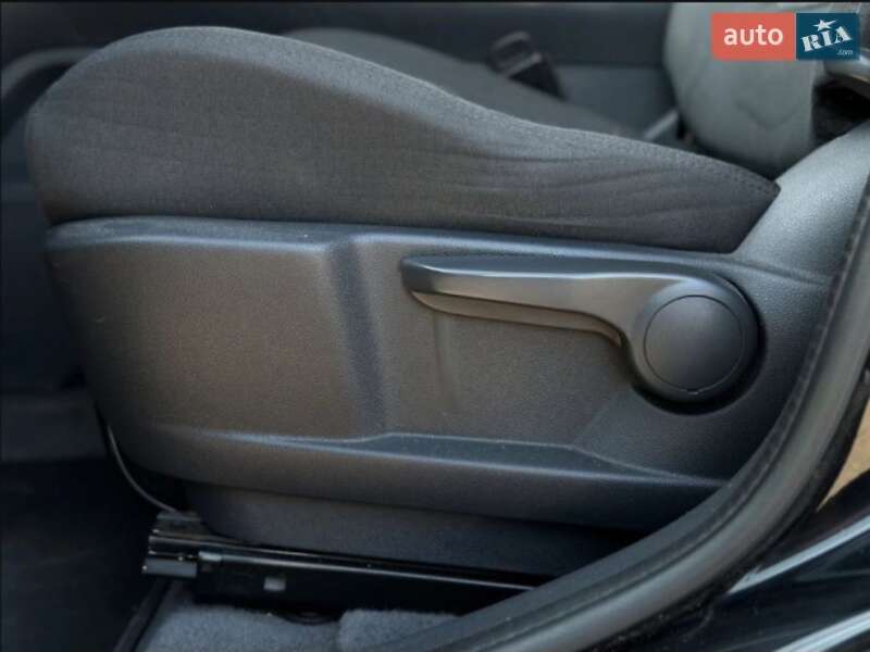 Внедорожник / Кроссовер Peugeot 3008 2013 в Шептицькому