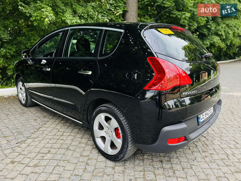 Позашляховик / Кросовер Peugeot 3008 2010 в Чернівцях