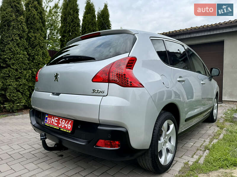 Позашляховик / Кросовер Peugeot 3008 2011 в Луцьку