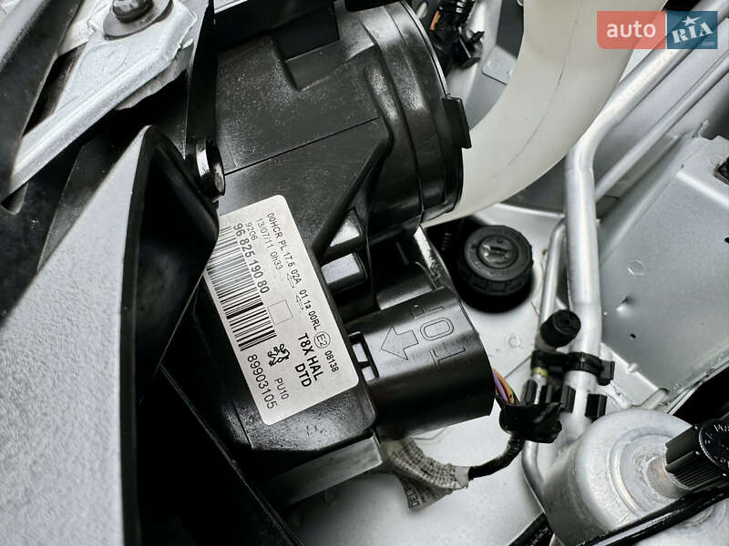 Позашляховик / Кросовер Peugeot 3008 2011 в Луцьку