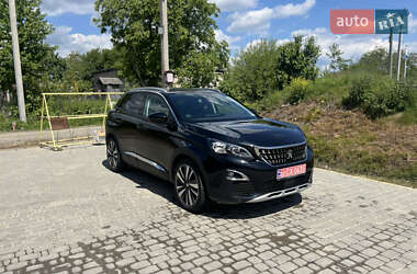 Позашляховик / Кросовер Peugeot 3008 2019 в 