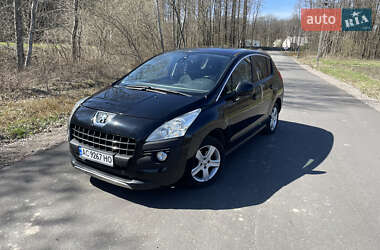 Позашляховик / Кросовер Peugeot 3008 2011 в Луцьку
