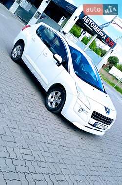 Внедорожник / Кроссовер Peugeot 3008 2010 в 