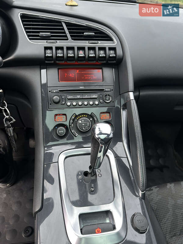 Позашляховик / Кросовер Peugeot 3008 2009 в Львові