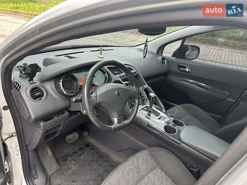 Позашляховик / Кросовер Peugeot 3008 2009 в Львові