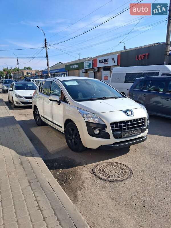 Позашляховик / Кросовер Peugeot 3008 2011 в Смілі