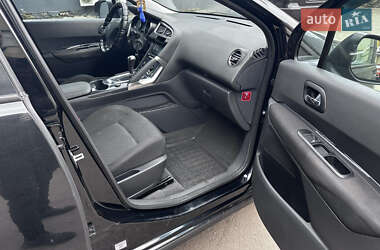 Внедорожник / Кроссовер Peugeot 3008 2010 в 