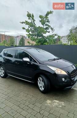 Позашляховик / Кросовер Peugeot 3008 2013 в Івано-Франківську