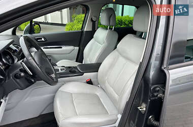Внедорожник / Кроссовер Peugeot 3008 2012 в 