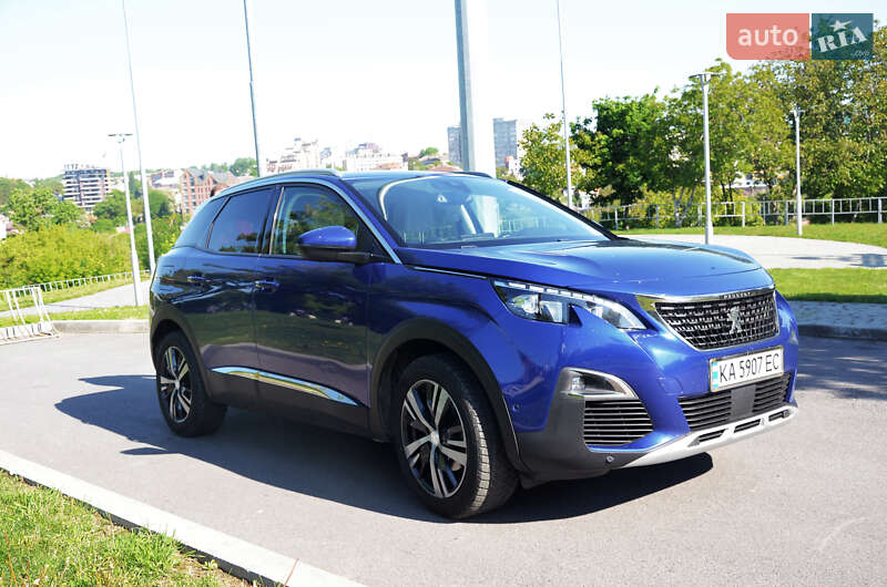 Внедорожник / Кроссовер Peugeot 3008 2018 в 
