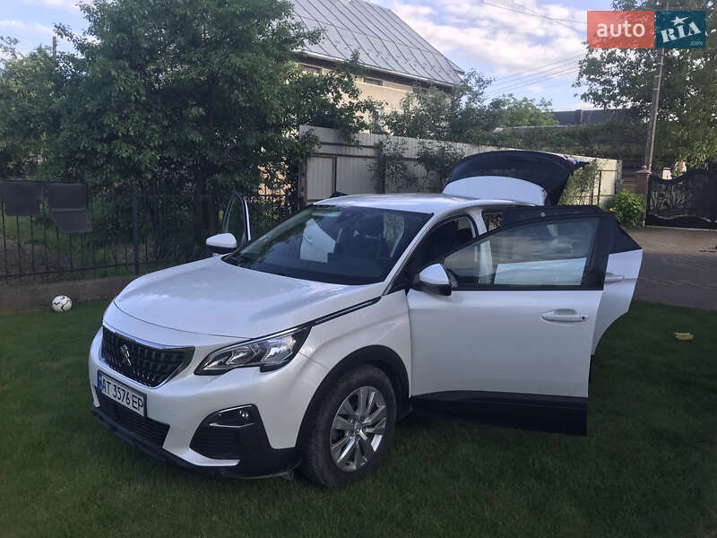 Внедорожник / Кроссовер Peugeot 3008 2017 в Ивано-Франковске